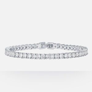 Women 14K White Gold Plate Cubic Tennis Bracelet.  Size7.5